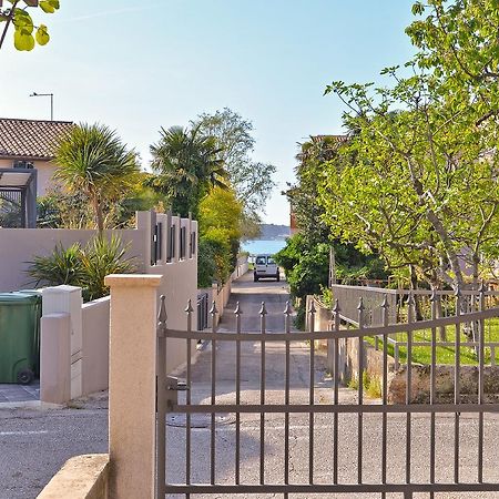 Apartment Ljiljana 1553 Novigrad  Екстер'єр фото