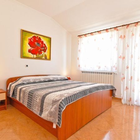 Apartment Ljiljana 1553 Novigrad  Екстер'єр фото