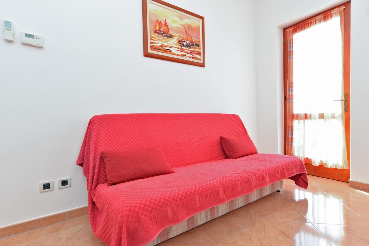Apartment Ljiljana 1553 Novigrad  Екстер'єр фото