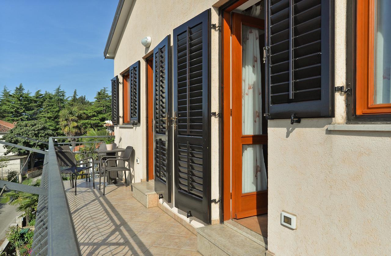 Apartment Ljiljana 1553 Novigrad  Екстер'єр фото