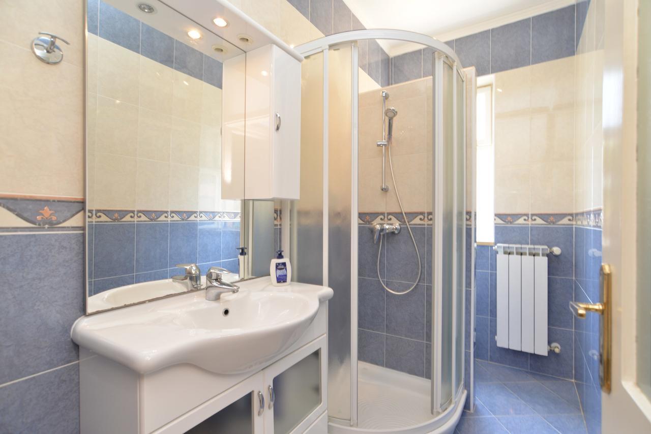 Apartment Ljiljana 1553 Novigrad  Екстер'єр фото