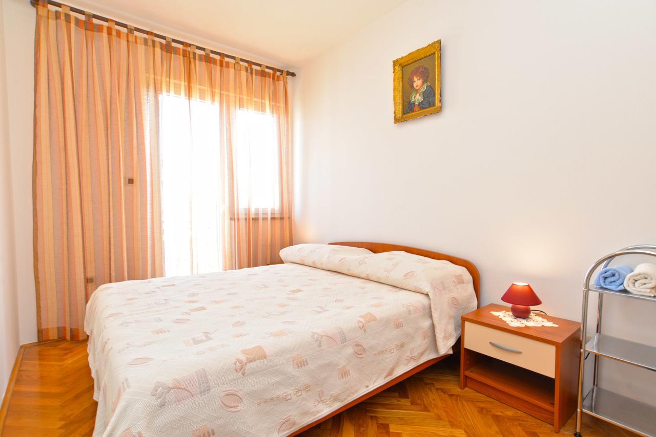 Apartment Ljiljana 1553 Novigrad  Екстер'єр фото